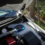 амортизатор капота