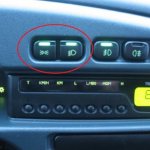 Кнопки включения габаритов и ближнего света на ВАЗ-2114